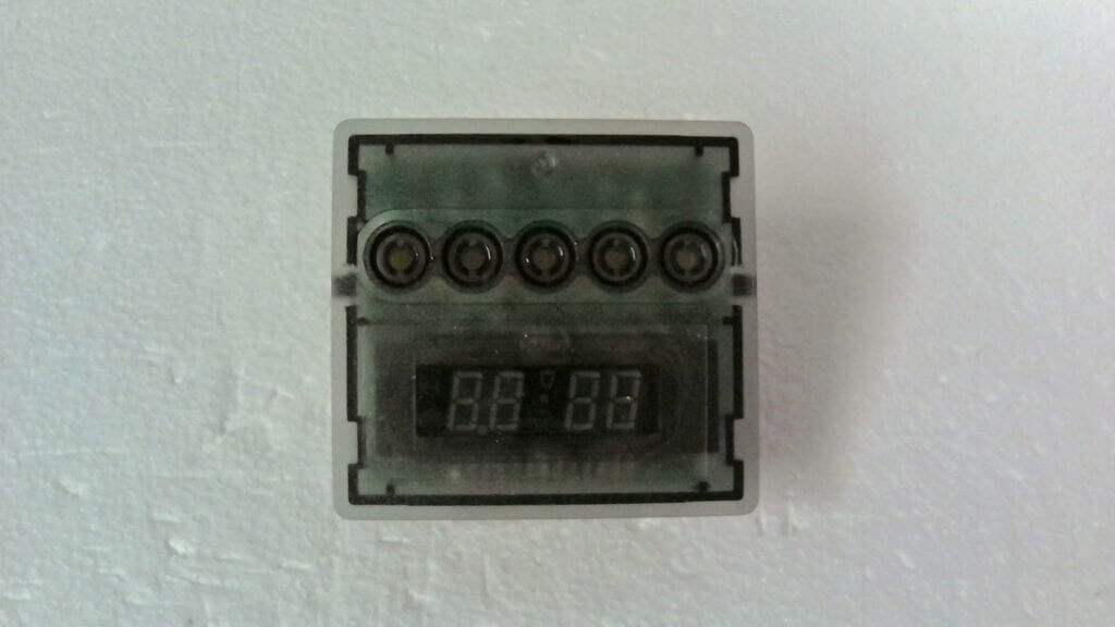 32022913