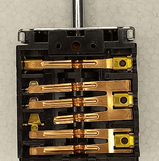 40027