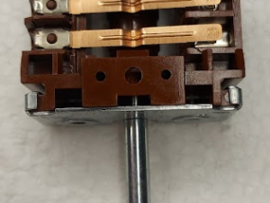 40796