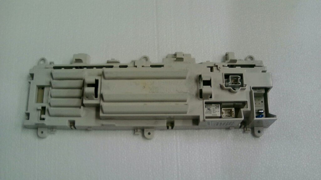 AXW24V64707